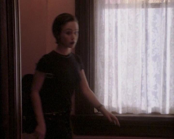 Charmed-Online-dot-net_107TheFourthSister1897.jpg
