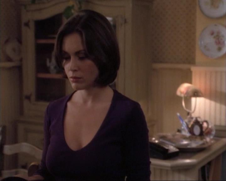 Charmed-Online-dot-net_107TheFourthSister1978.jpg