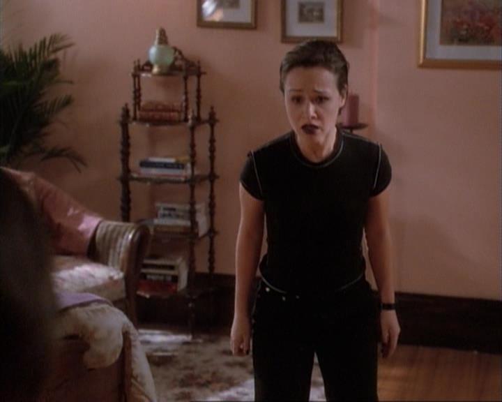 Charmed-Online-dot-net_107TheFourthSister2001.jpg