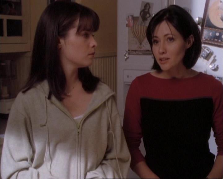 Charmed-Online-dot-net_107TheFourthSister2062.jpg