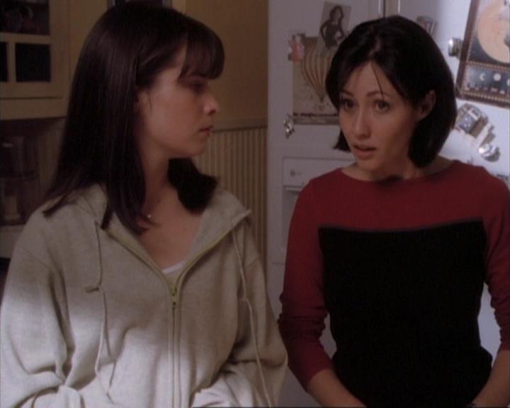 Charmed-Online-dot-net_107TheFourthSister2065.jpg