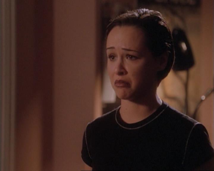 Charmed-Online-dot-net_107TheFourthSister2083.jpg