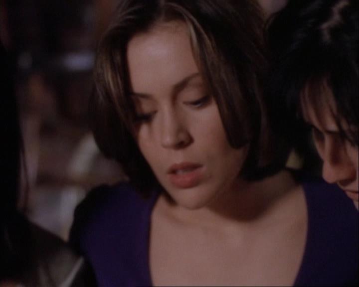 Charmed-Online-dot-net_107TheFourthSister2130.jpg
