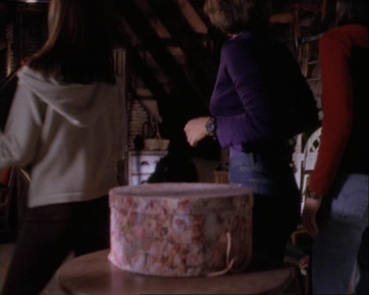 Charmed-Online-dot-net_107TheFourthSister2142.jpg