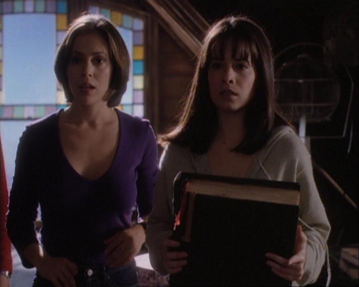 Charmed-Online-dot-net_107TheFourthSister2147.jpg