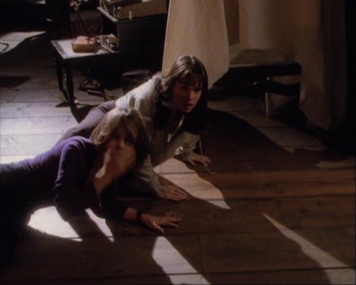 Charmed-Online-dot-net_107TheFourthSister2161.jpg