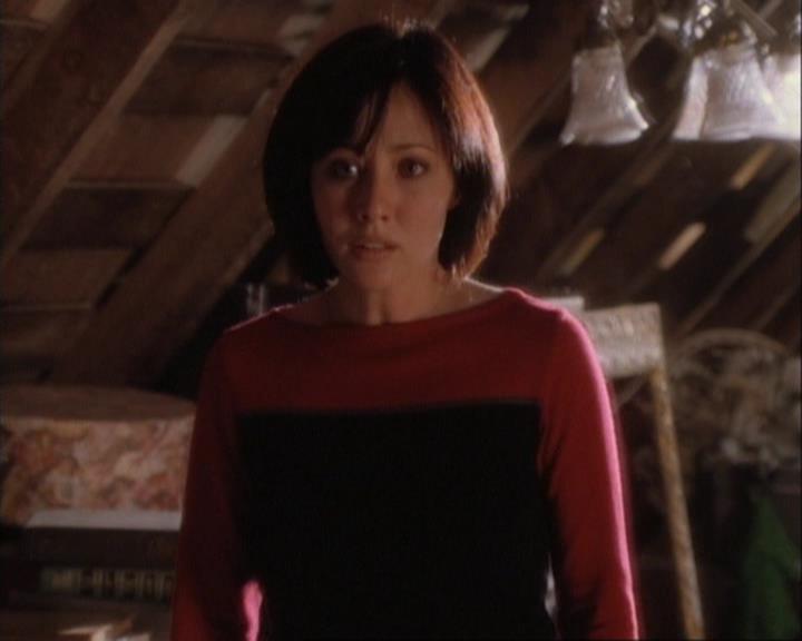 Charmed-Online-dot-net_107TheFourthSister2164.jpg