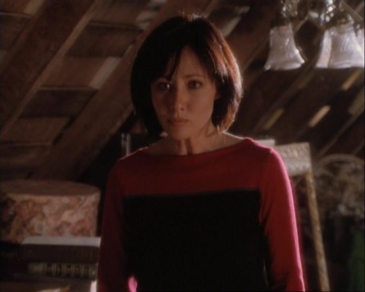 Charmed-Online-dot-net_107TheFourthSister2165.jpg