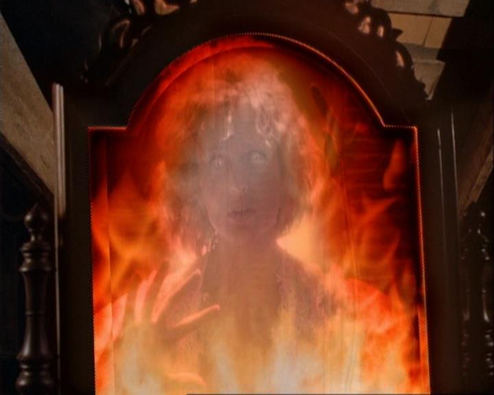 Charmed-Online-dot-net_107TheFourthSister2188.jpg