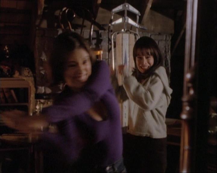 Charmed-Online-dot-net_107TheFourthSister2191.jpg