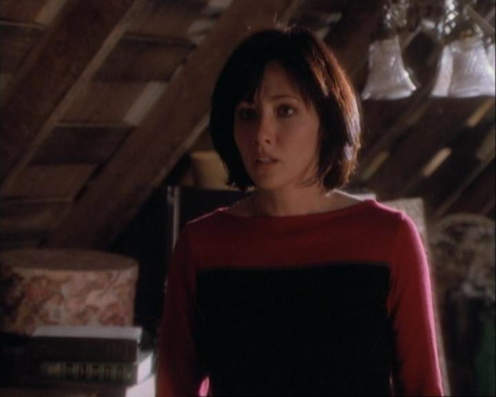 Charmed-Online-dot-net_107TheFourthSister2195.jpg