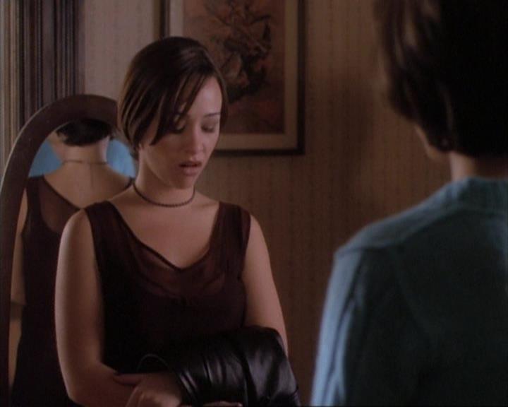Charmed-Online-dot-net_107TheFourthSister2232.jpg