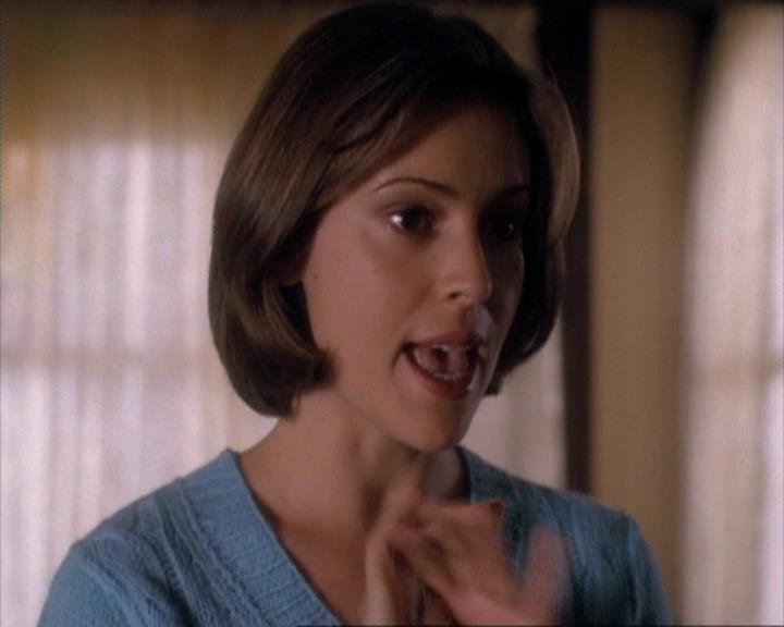 Charmed-Online-dot-net_107TheFourthSister2278.jpg