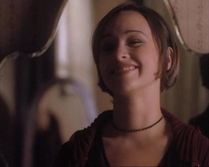 Charmed-Online-dot-net_107TheFourthSister2281.jpg