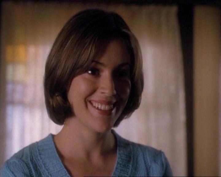 Charmed-Online-dot-net_107TheFourthSister2284.jpg