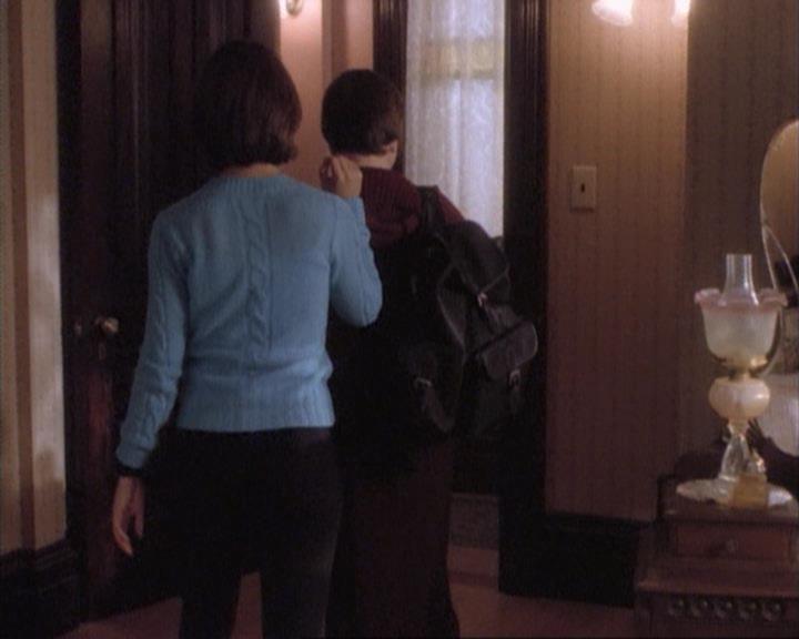 Charmed-Online-dot-net_107TheFourthSister2286.jpg