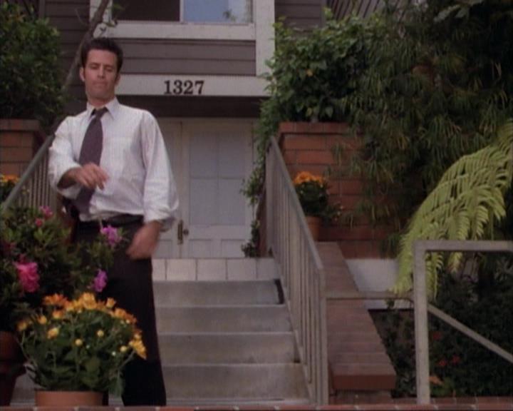 Charmed-Online-dot-net_107TheFourthSister2327.jpg