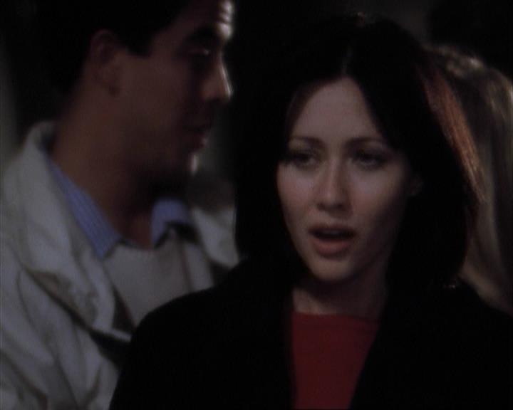 Charmed-Online-dot-net_108TheTruthIsOutThereAndItHurts0110.jpg