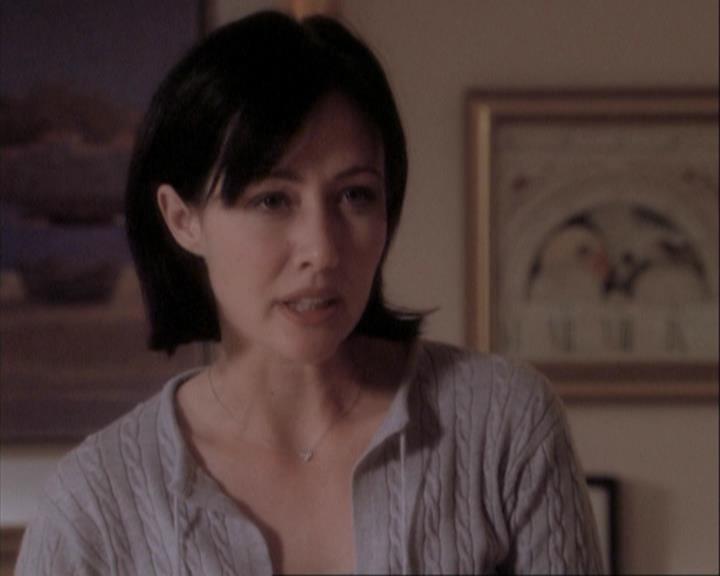 Charmed-Online-dot-net_108TheTruthIsOutThereAndItHurts0539.jpg