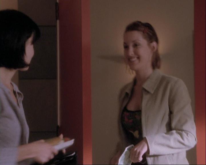 Charmed-Online-dot-net_108TheTruthIsOutThereAndItHurts0605.jpg
