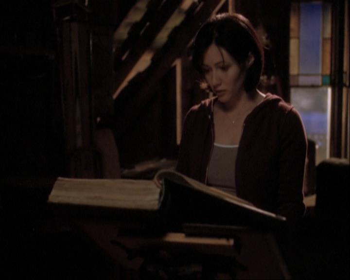 Charmed-Online-dot-net_108TheTruthIsOutThereAndItHurts0641.jpg