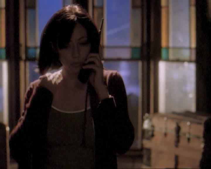 Charmed-Online-dot-net_108TheTruthIsOutThereAndItHurts0709.jpg