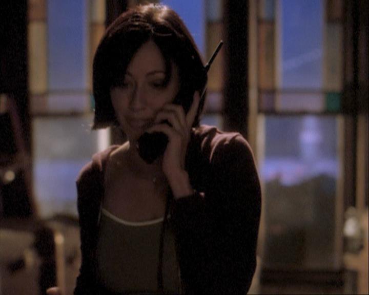 Charmed-Online-dot-net_108TheTruthIsOutThereAndItHurts0710.jpg