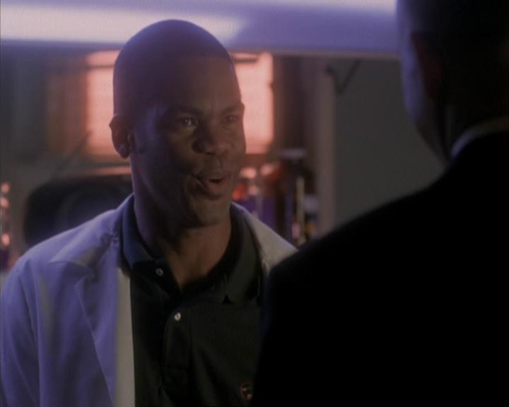 Charmed-Online-dot-net_108TheTruthIsOutThereAndItHurts0770.jpg