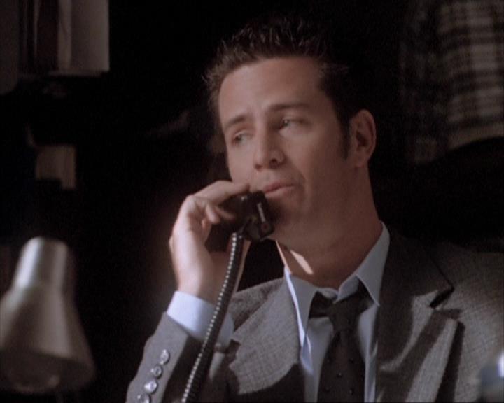 Charmed-Online-dot-net_108TheTruthIsOutThereAndItHurts1108.jpg