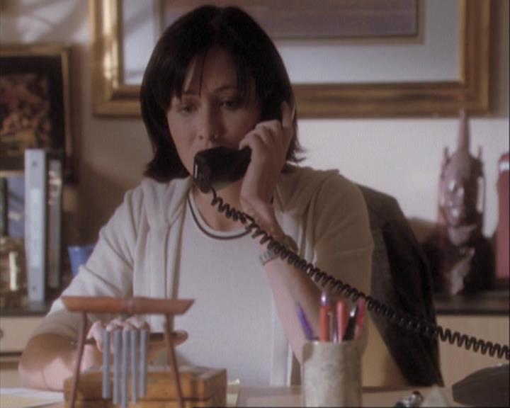 Charmed-Online-dot-net_108TheTruthIsOutThereAndItHurts1109.jpg