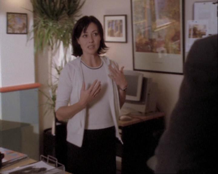 Charmed-Online-dot-net_108TheTruthIsOutThereAndItHurts1660.jpg