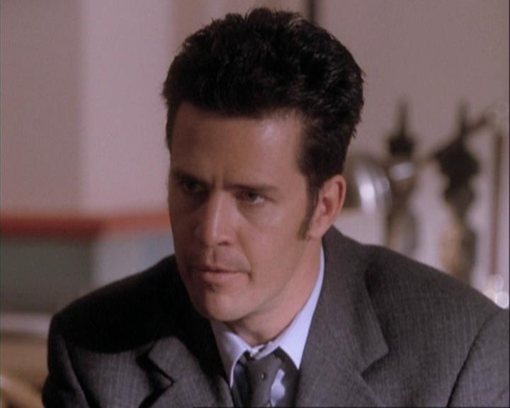 Charmed-Online-dot-net_108TheTruthIsOutThereAndItHurts1711.jpg