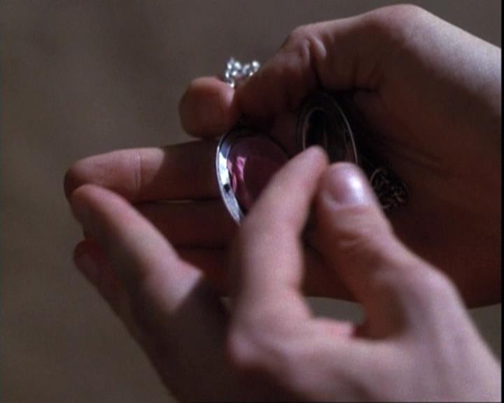 Charmed-Online-dot-net_109TheWitchIsBack0063.jpg