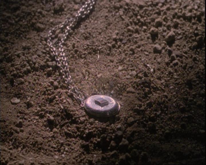 Charmed-Online-dot-net_109TheWitchIsBack0091.jpg