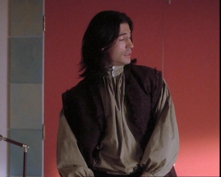 Charmed-Online-dot-net_109TheWitchIsBack0137.jpg