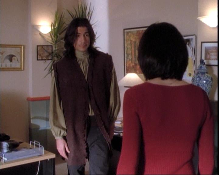 Charmed-Online-dot-net_109TheWitchIsBack0187.jpg