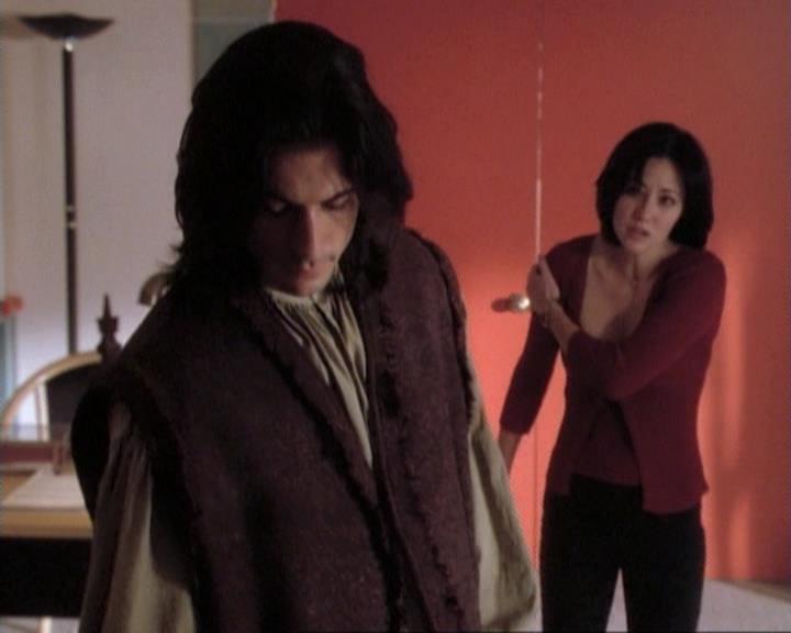 Charmed-Online-dot-net_109TheWitchIsBack0213.jpg