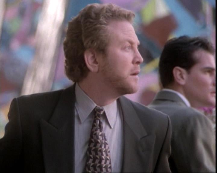 Charmed-Online-dot-net_109TheWitchIsBack0238.jpg