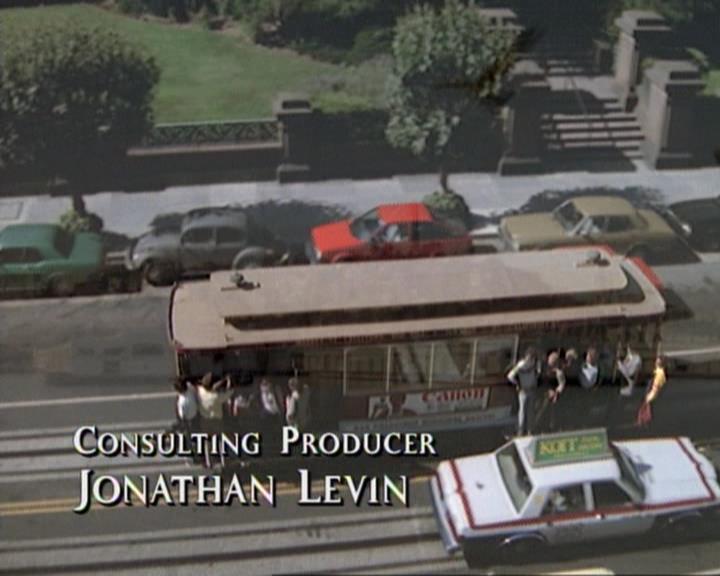 Charmed-Online-dot-net_109TheWitchIsBack0322.jpg
