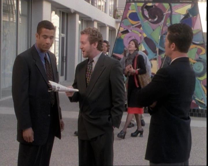 Charmed-Online-dot-net_109TheWitchIsBack0355.jpg