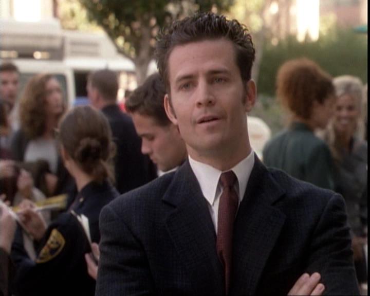 Charmed-Online-dot-net_109TheWitchIsBack0375.jpg