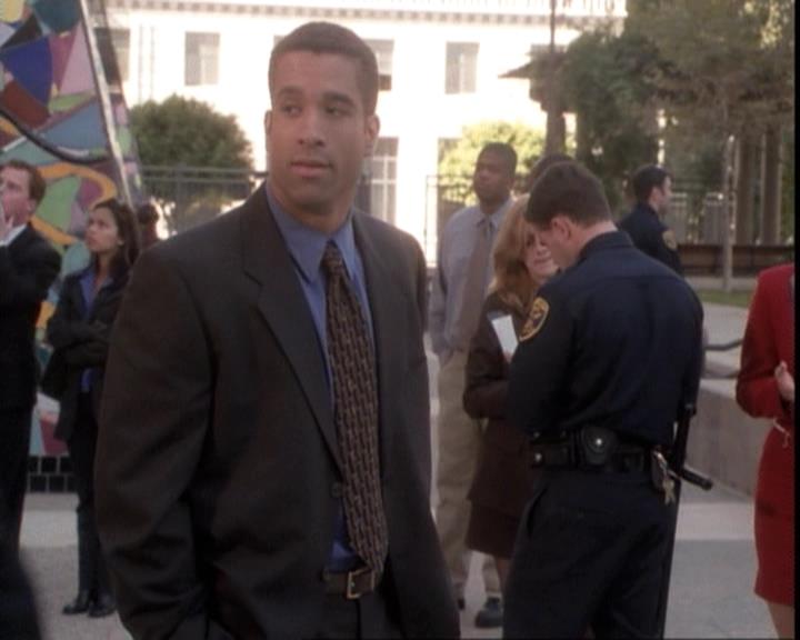 Charmed-Online-dot-net_109TheWitchIsBack0399.jpg Charmed-Online-dot-net_109TheWitchIsBack0399.jpg