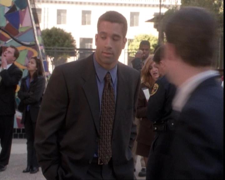 Charmed-Online-dot-net_109TheWitchIsBack0400.jpg Charmed-Online-dot-net_109TheWitchIsBack0400.jpg