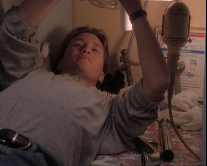 Charmed-Online-dot-net_109TheWitchIsBack0430.jpg