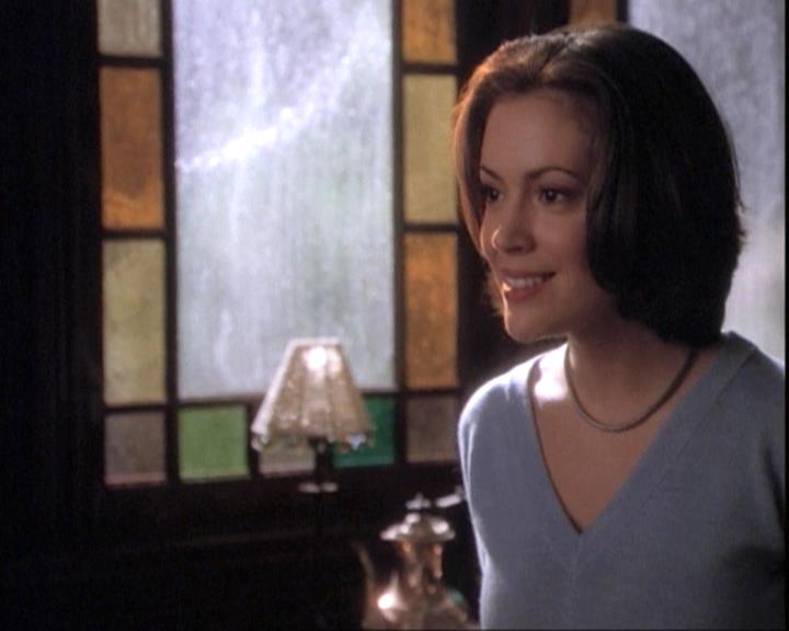 Charmed-Online-dot-net_109TheWitchIsBack0466.jpg