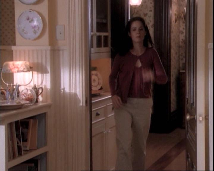 Charmed-Online-dot-net_109TheWitchIsBack0467.jpg