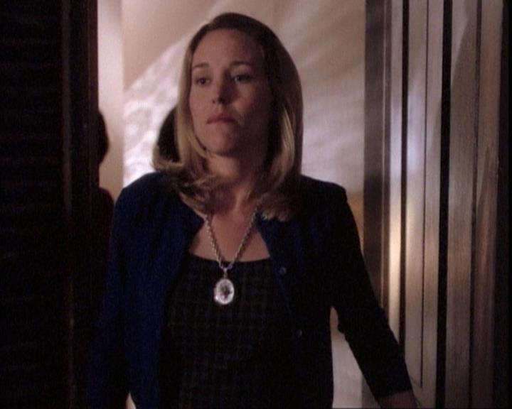 Charmed-Online-dot-net_109TheWitchIsBack1307.jpg