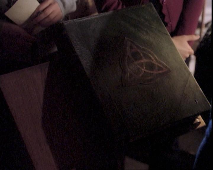 Charmed-Online-dot-net_109TheWitchIsBack1316.jpg Charmed-Online-dot-net_109TheWitchIsBack1316.jpg