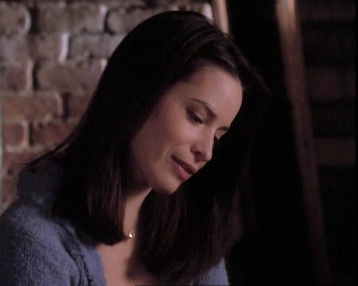 Charmed-Online-dot-net_109TheWitchIsBack1356.jpg