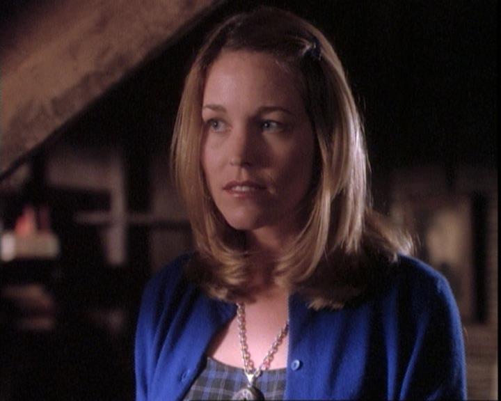 Charmed-Online-dot-net_109TheWitchIsBack1387.jpg